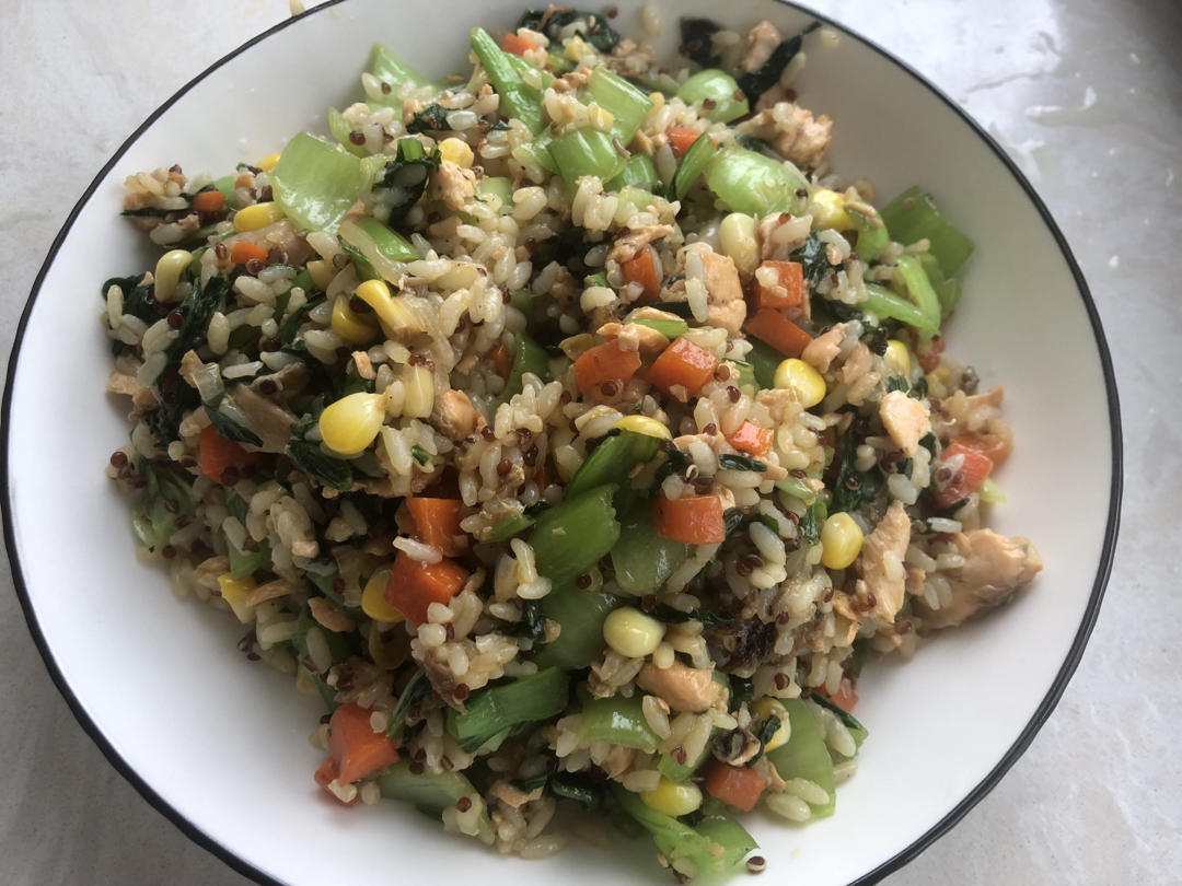 【健康三餐】三文鱼时蔬菜花米炒饭