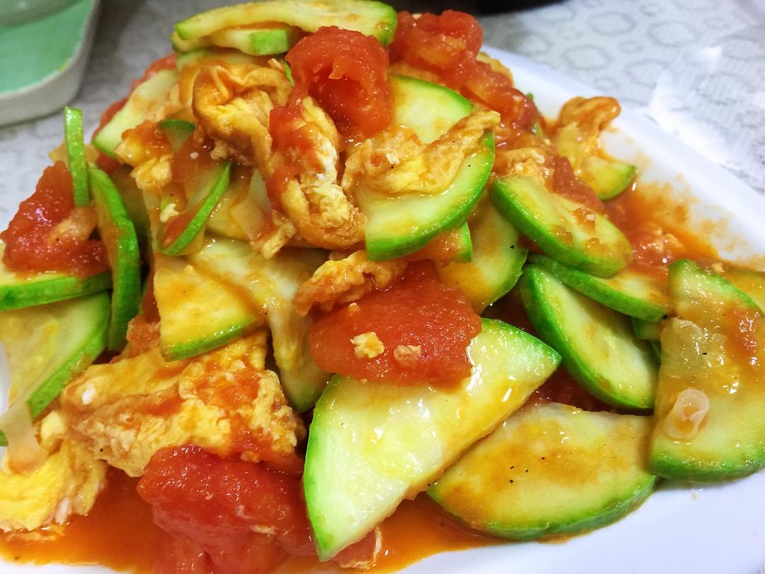 番茄西葫芦炒鸡蛋