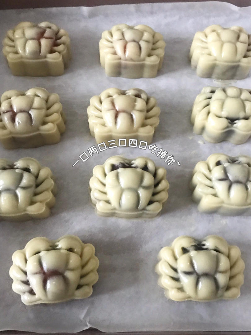 广式月饼－－蛋黄豆沙月饼