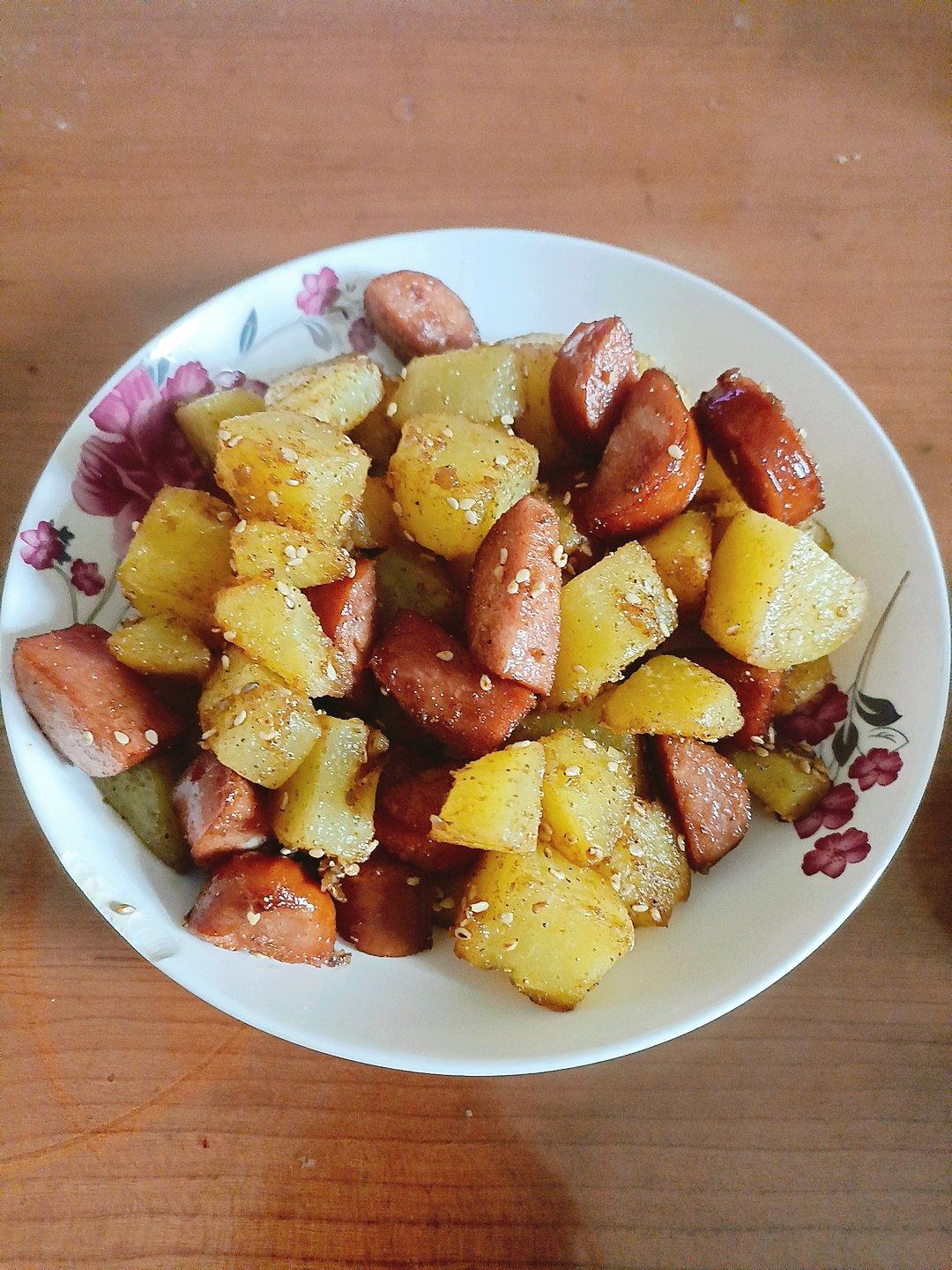 香辣孜然火腿土豆丁