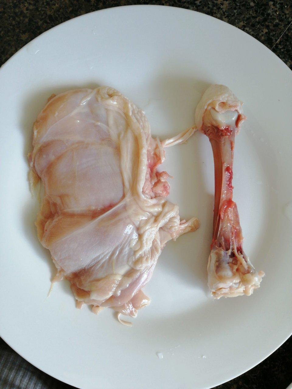 妙手拆鸡腿骨
