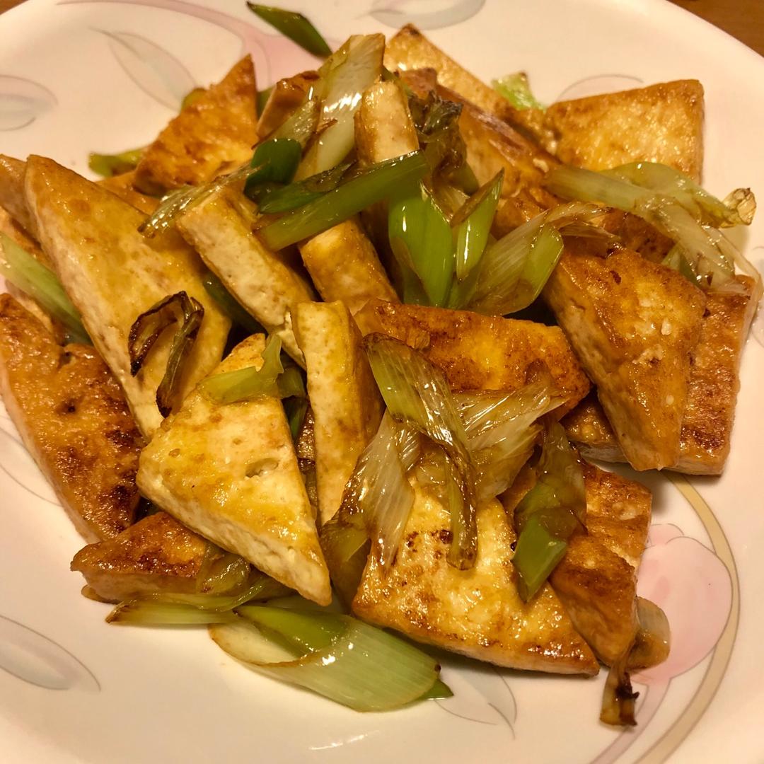 超简单葱爆豆腐