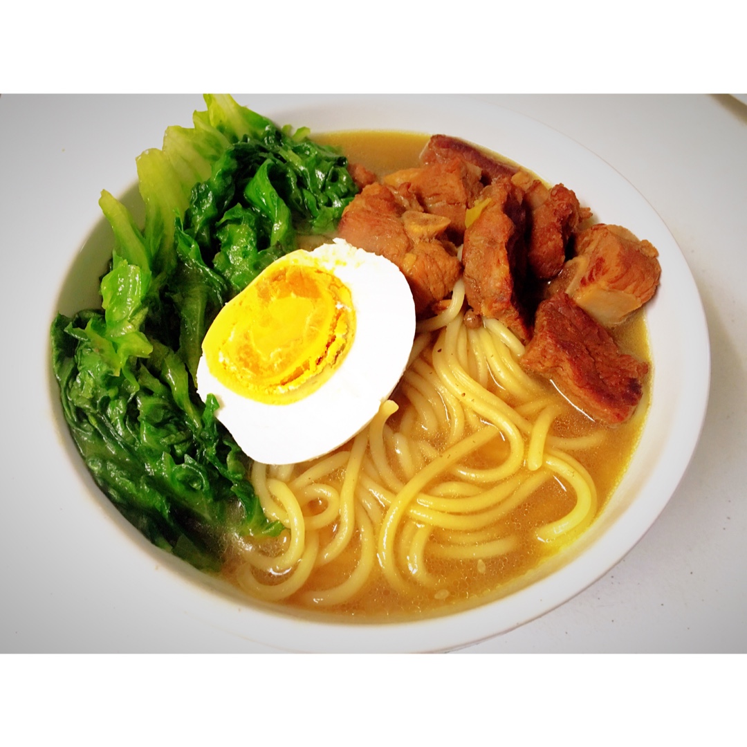 红烧麻油排骨面