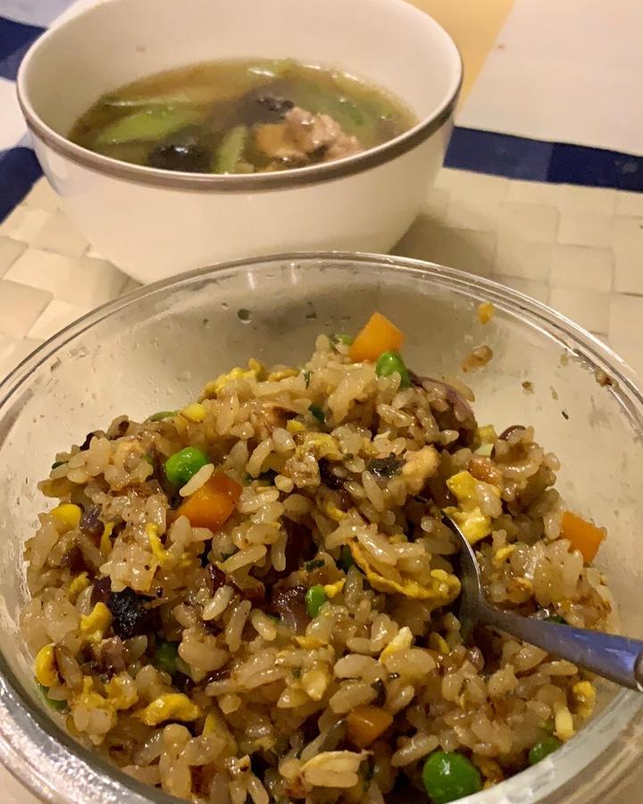 鳗鱼炒饭