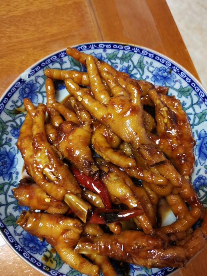 “销魂”卤鸡爪