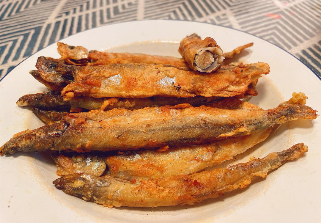香煎多春鱼