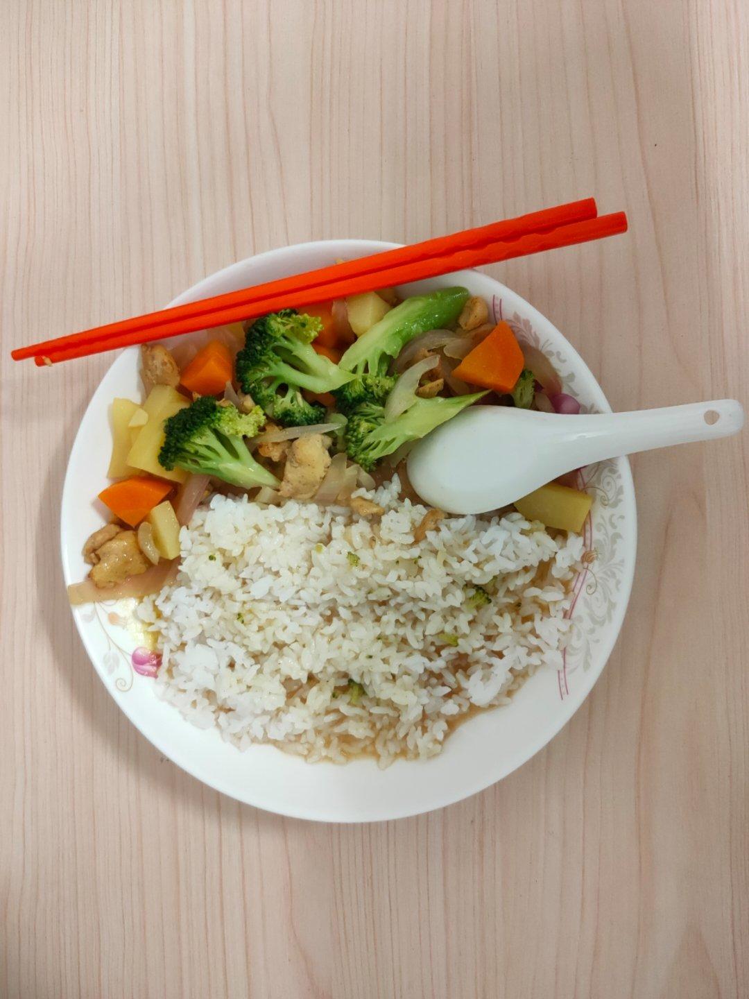 土豆鸡肉咖喱（加入红薯）