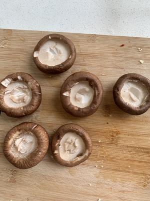 蒜蓉煎香菇的做法 步骤4