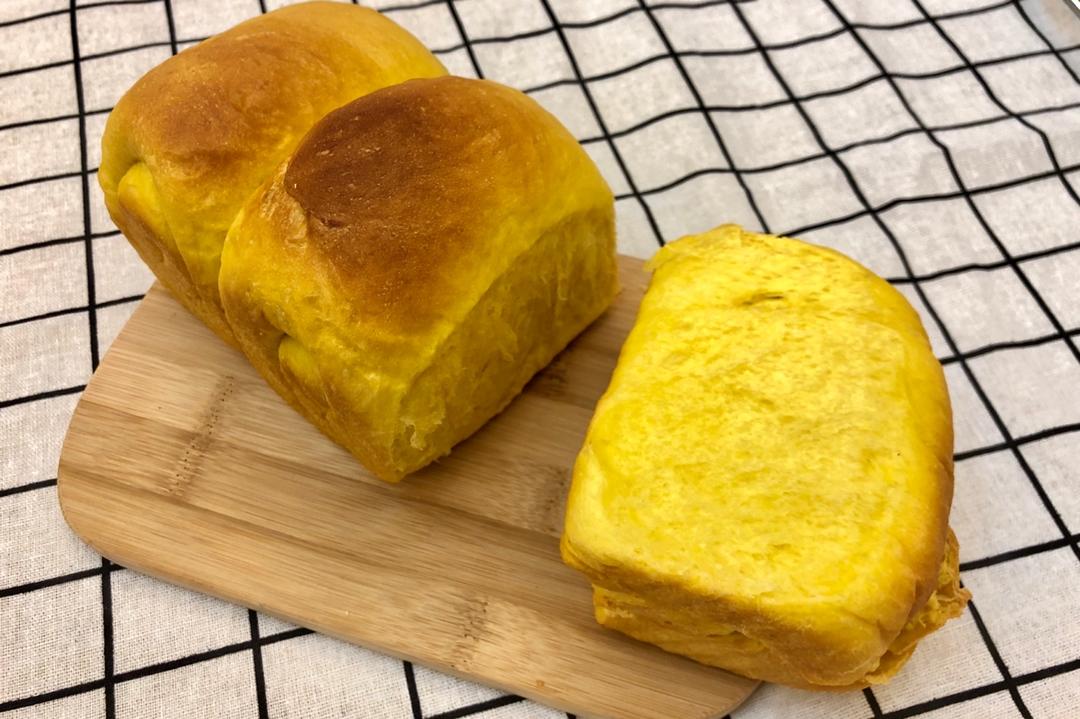 南瓜吐司（南瓜小餐包)