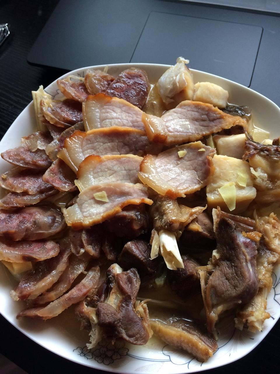百叶蒸咸肉和香肠的全部作品