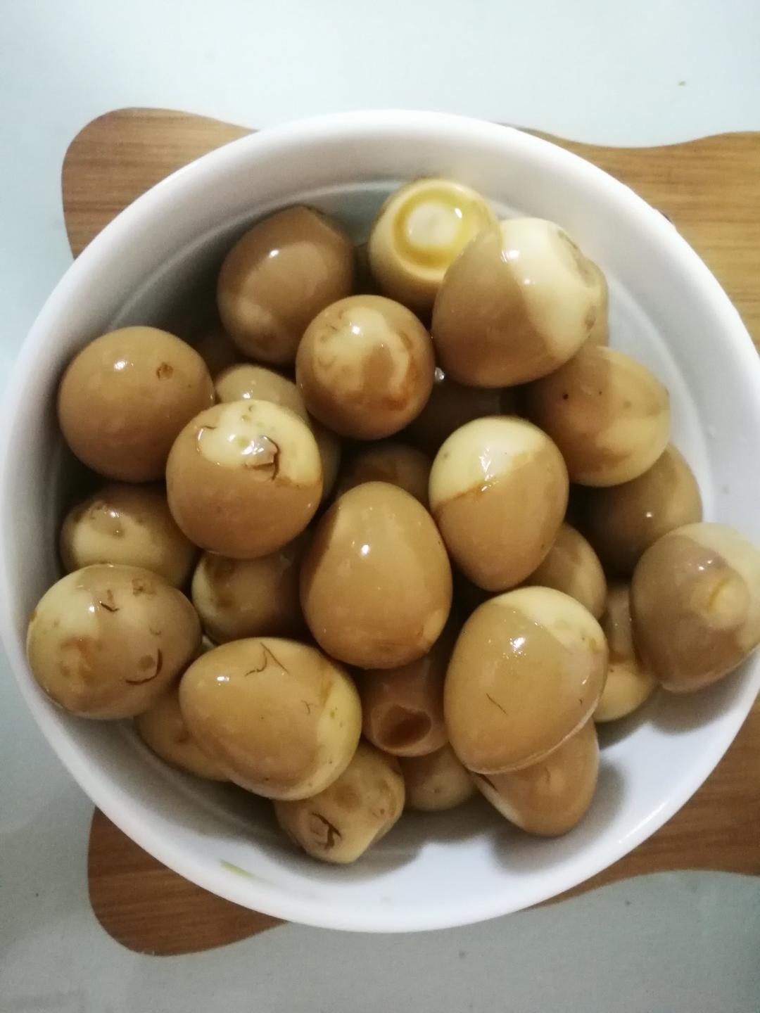 五香卤鹌鹑蛋