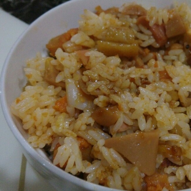 embalmone做的骨肉相连蛋炒饭