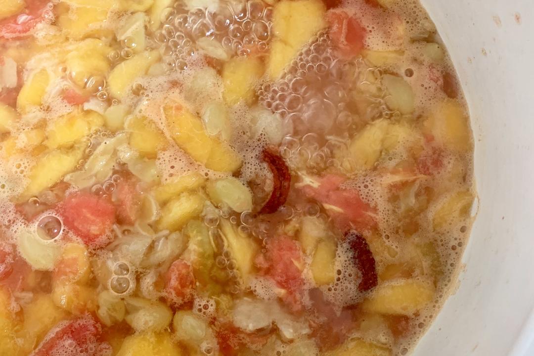 夏日清凉特饮-蜜桃乌龙茶