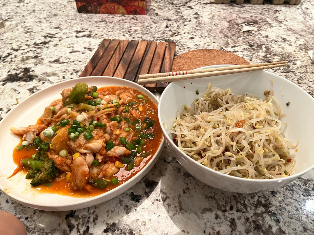 厨师长教你：“凉拌豆芽”的费时做法，口感爽脆味道很赞，收藏