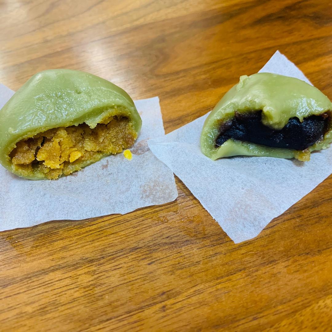 青团（咸蛋黄肉松馅）