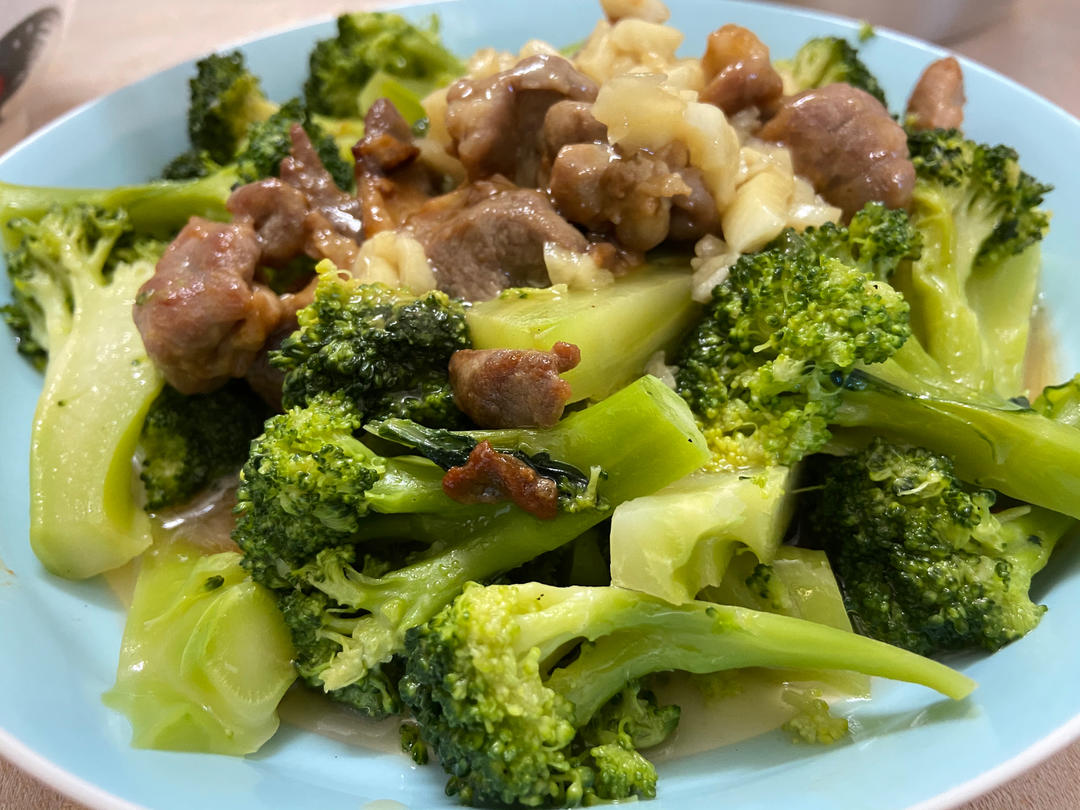 西兰花炒肉片