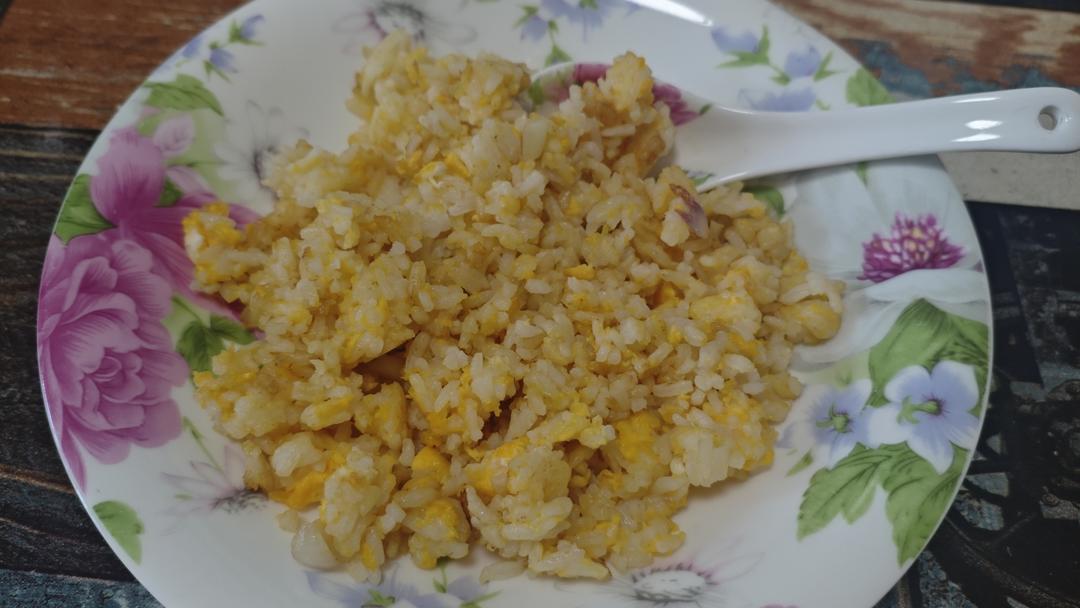 鸡蛋炒饭（Or黄金炒饭）