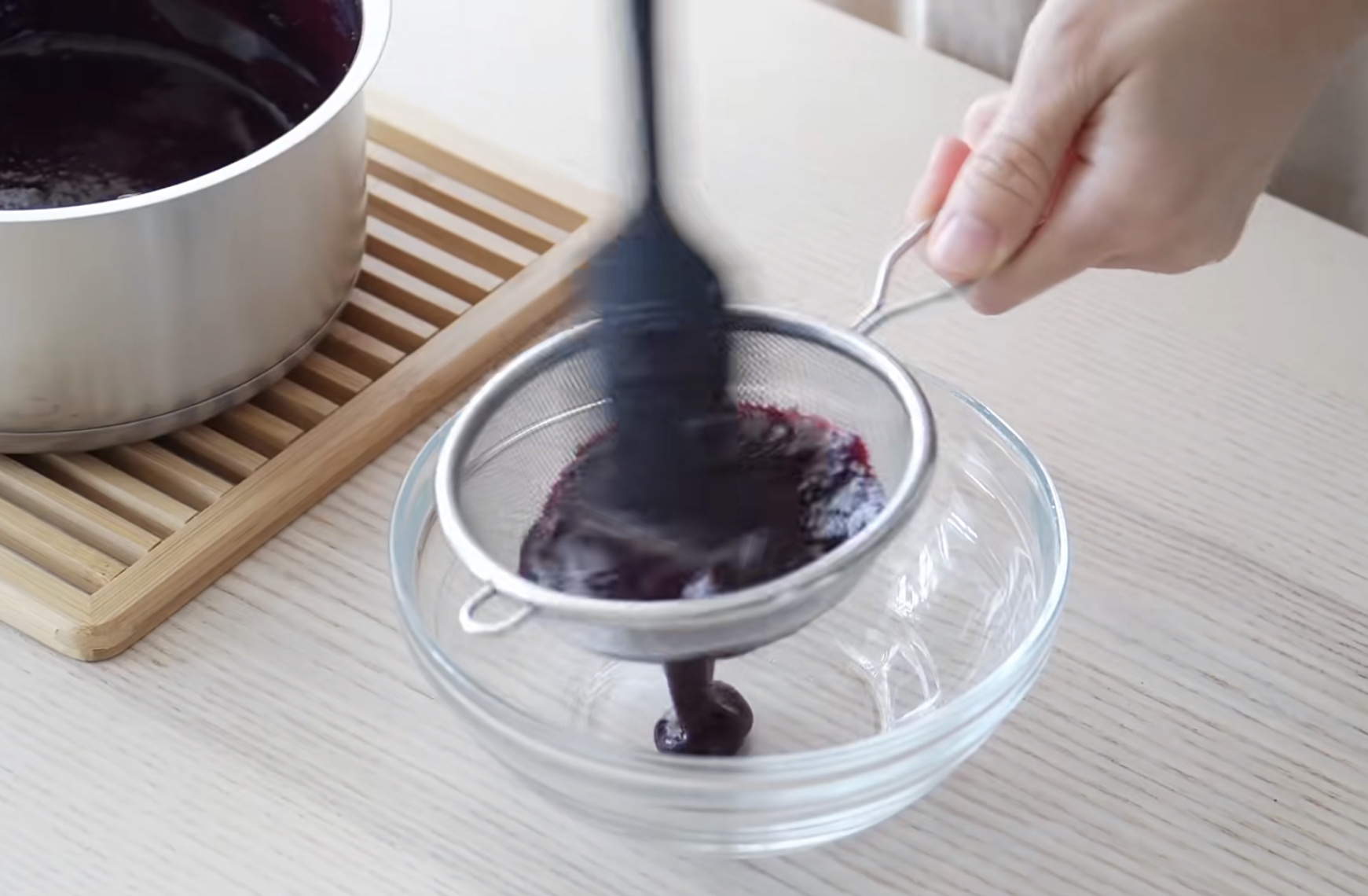 附蓝莓酱做法#低糖好吃的蓝莓奶油蛋糕～的做法 步骤5