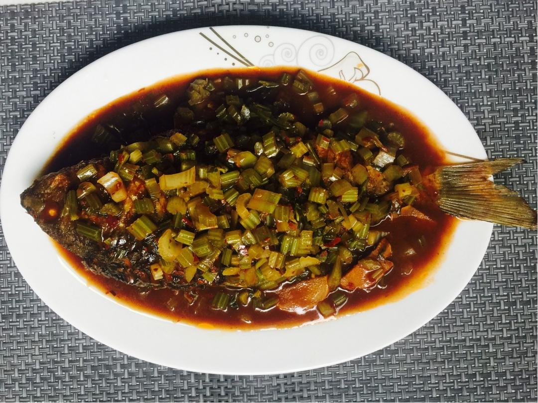 家常豆瓣鲫鱼