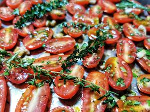 有点不一样的油浸小蕃茄--烤箱做法的做法 步骤7