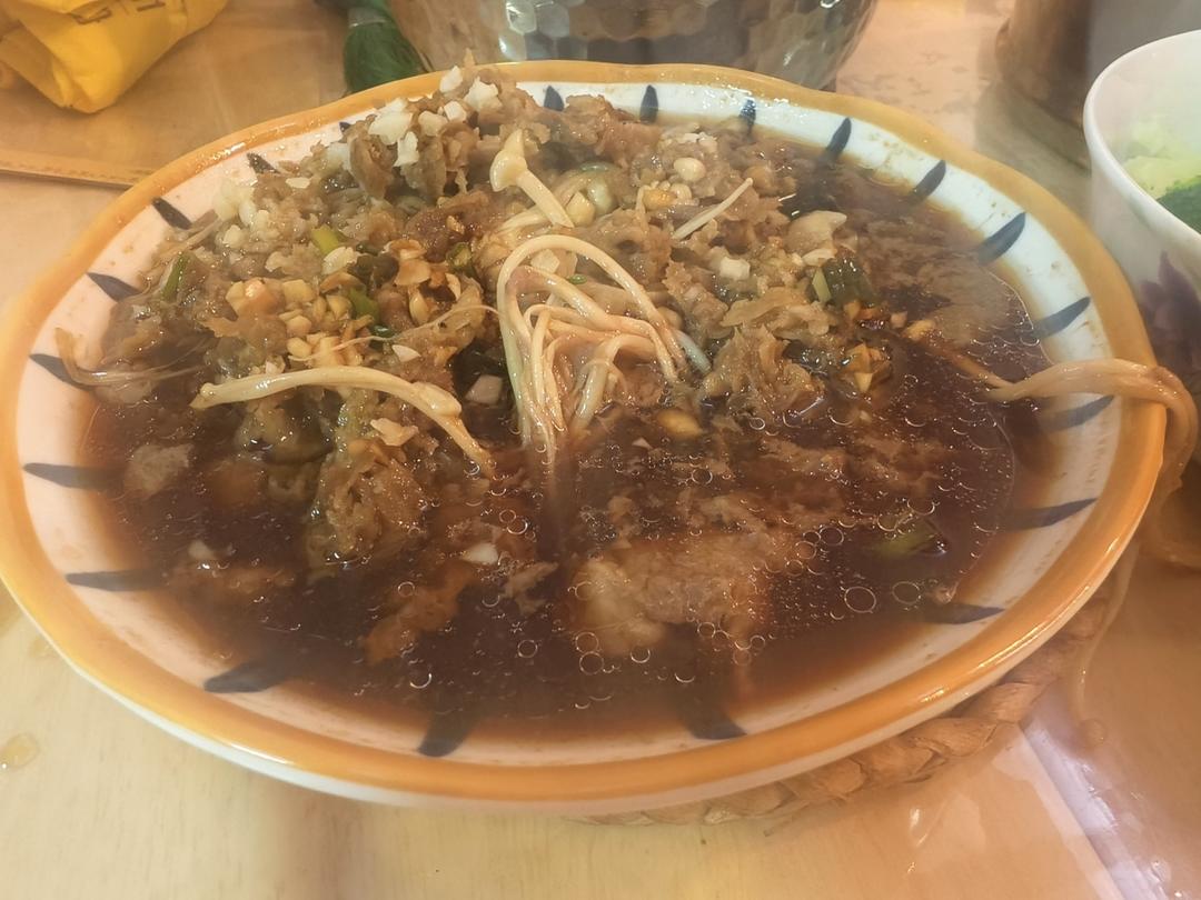 金针菇蒸牛肉