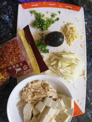 豆腐皮蛋的做法 步骤1