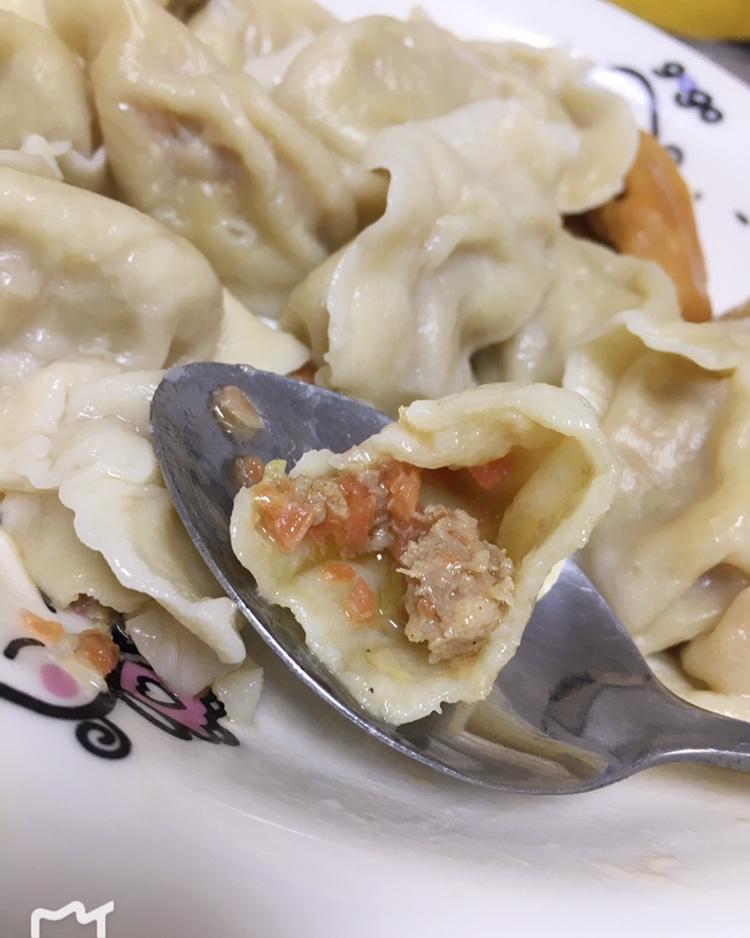 羊肉胡萝卜饺子