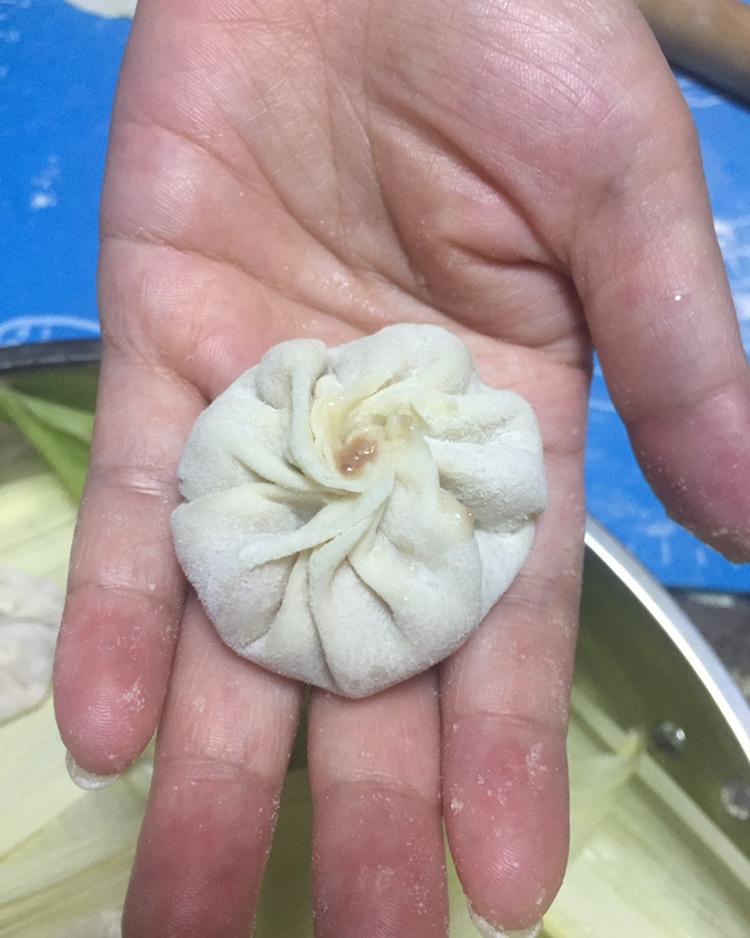 汤汁超多的灌汤包～～附超详细超好的皮冻制作方法