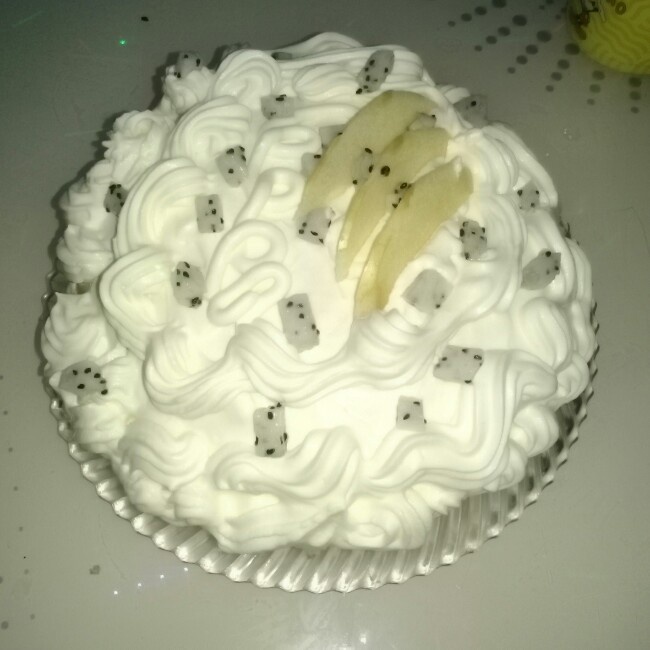 装饰奶油蛋糕
