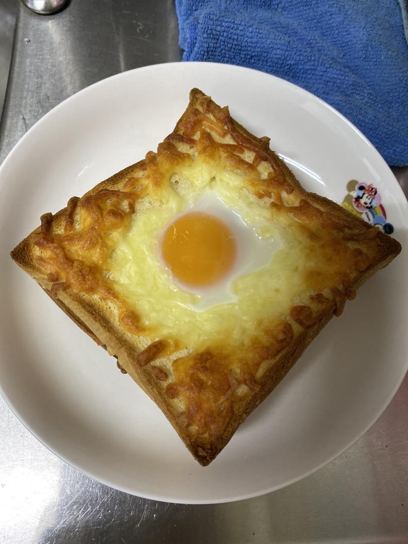 芝士鸡蛋爆浆吐司