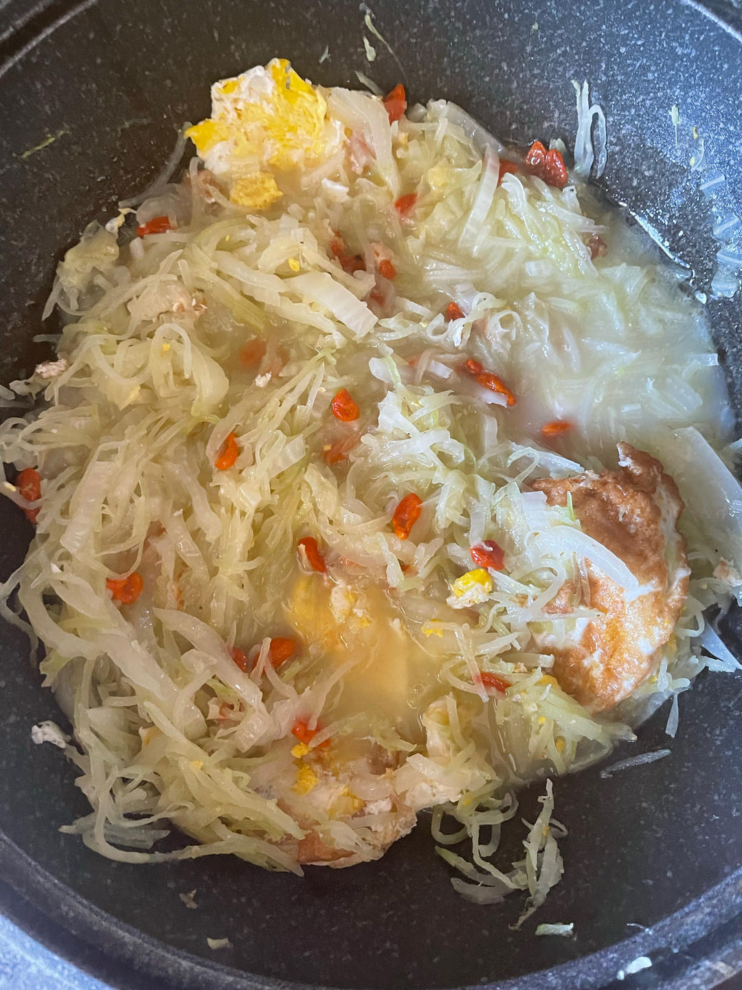 🌈冬天必喝的汤～萝卜白菜汤！简单又美味