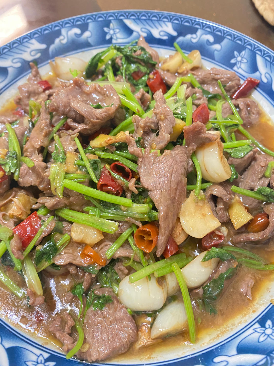 小炒黄牛肉，肉嫩味香！太好吃了简直是米饭杀手！