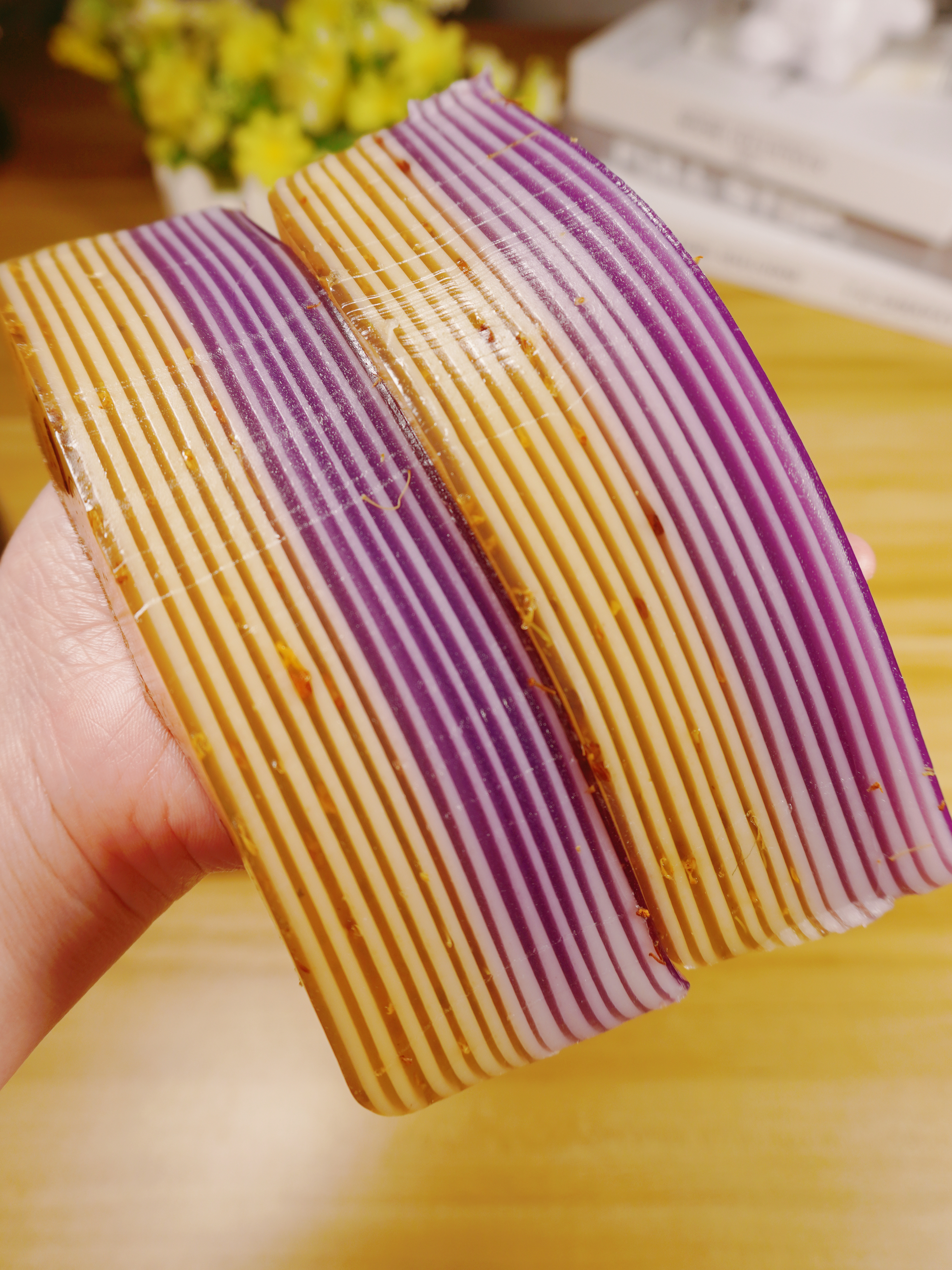 高颜值中式点心搭配，紫薯桂花椰汁千层糕的做法