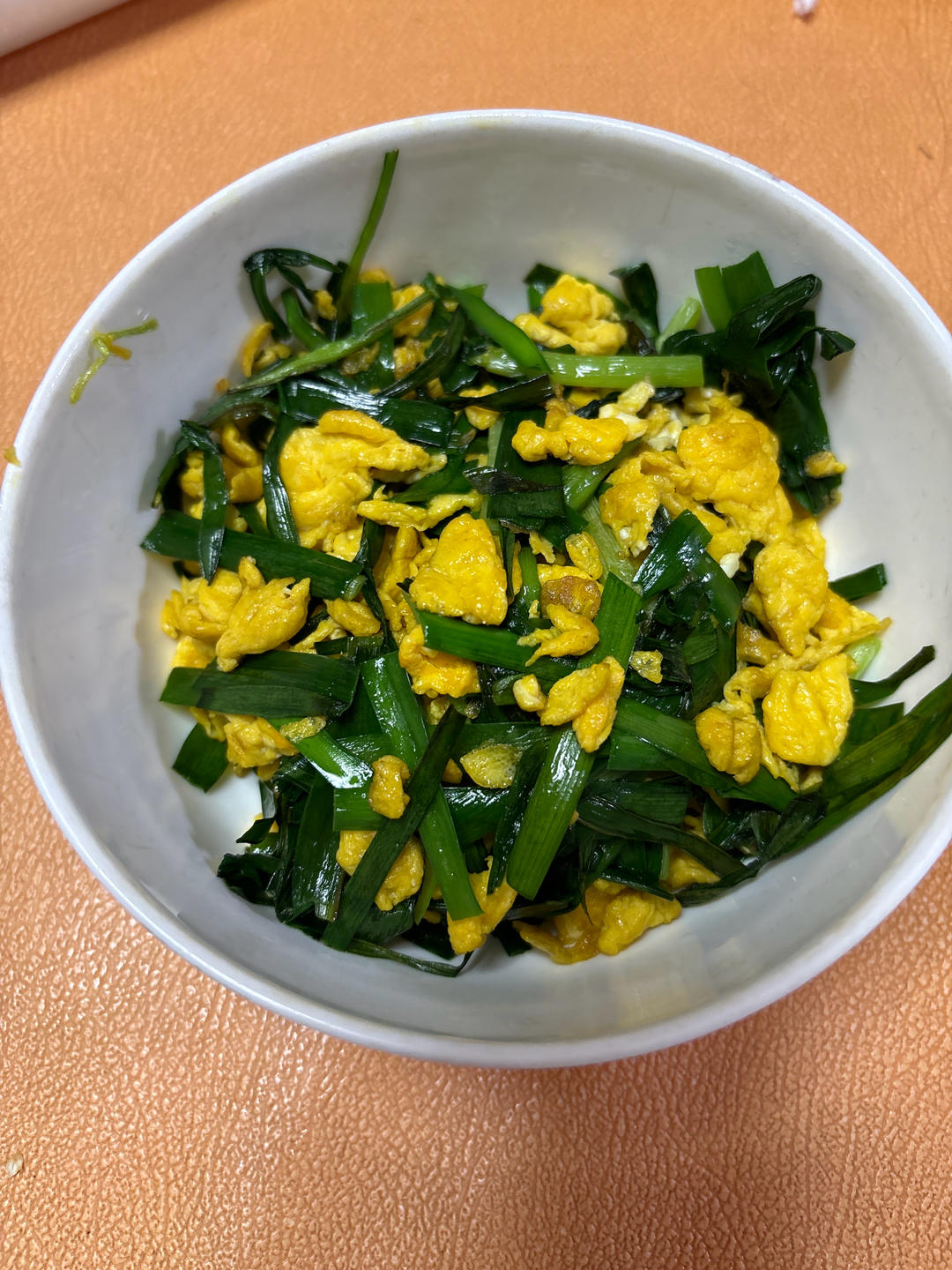 韭菜炒鸡蛋——三分钟快手下饭菜 掌握火候的秘诀