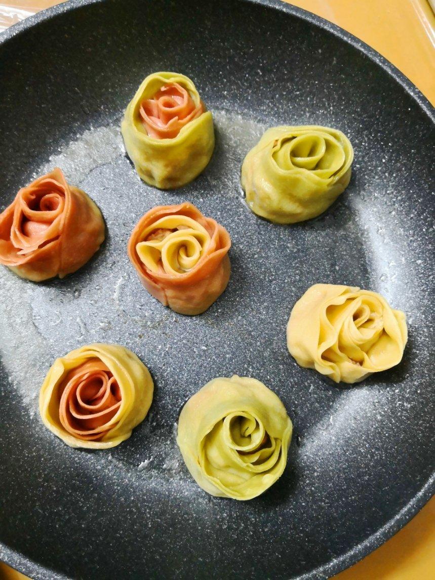 玫瑰花饺子