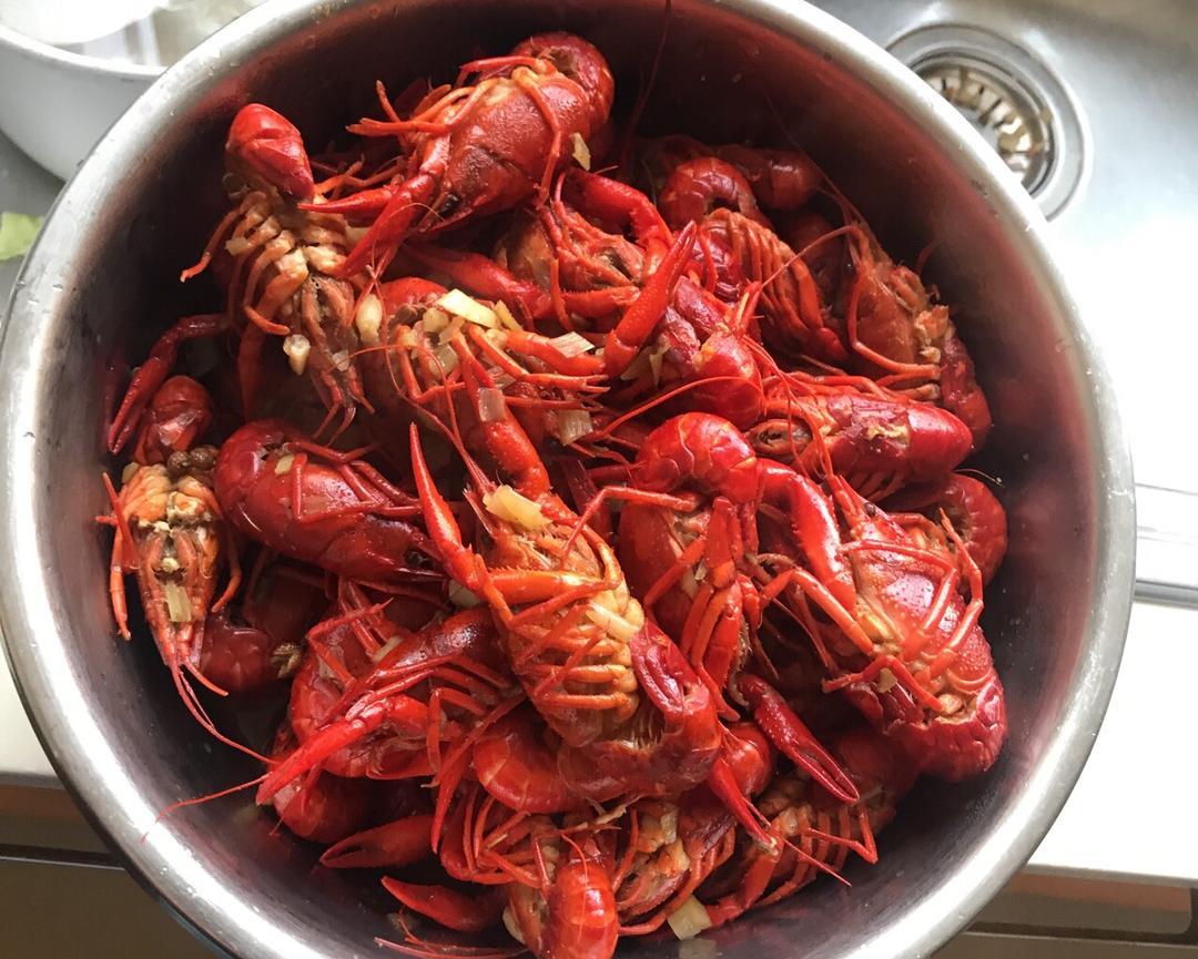 十三香小龙虾的做法步骤图 怎么做好吃 剑气长存 下厨房