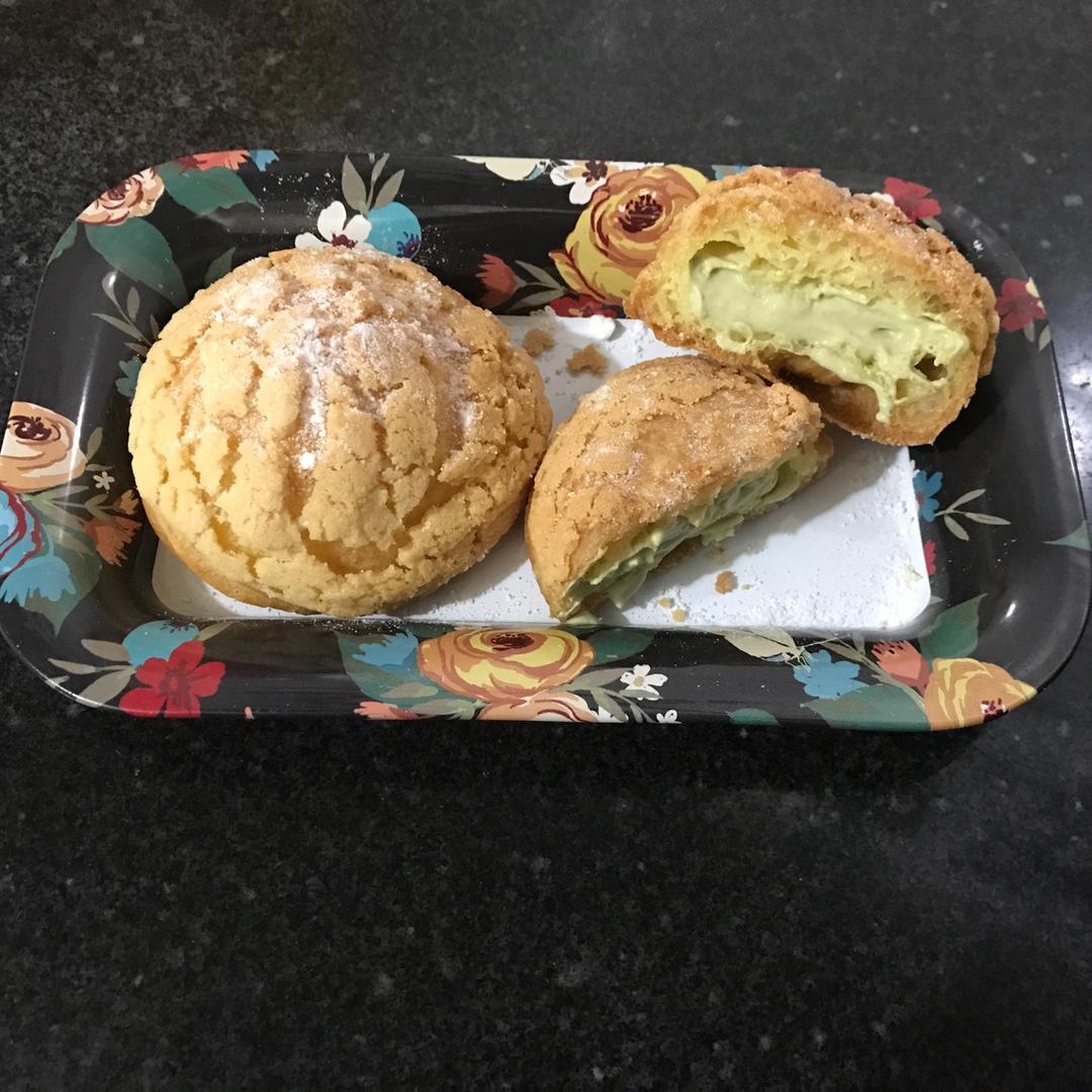 浓郁抹茶酥皮泡芙