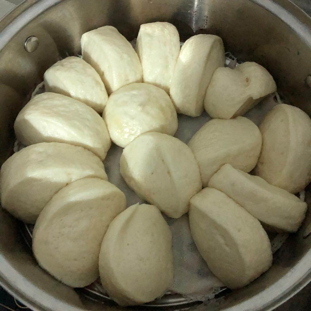 新手做馒头也能100%成功——附上非常详细的视频步骤（一次发酵法）