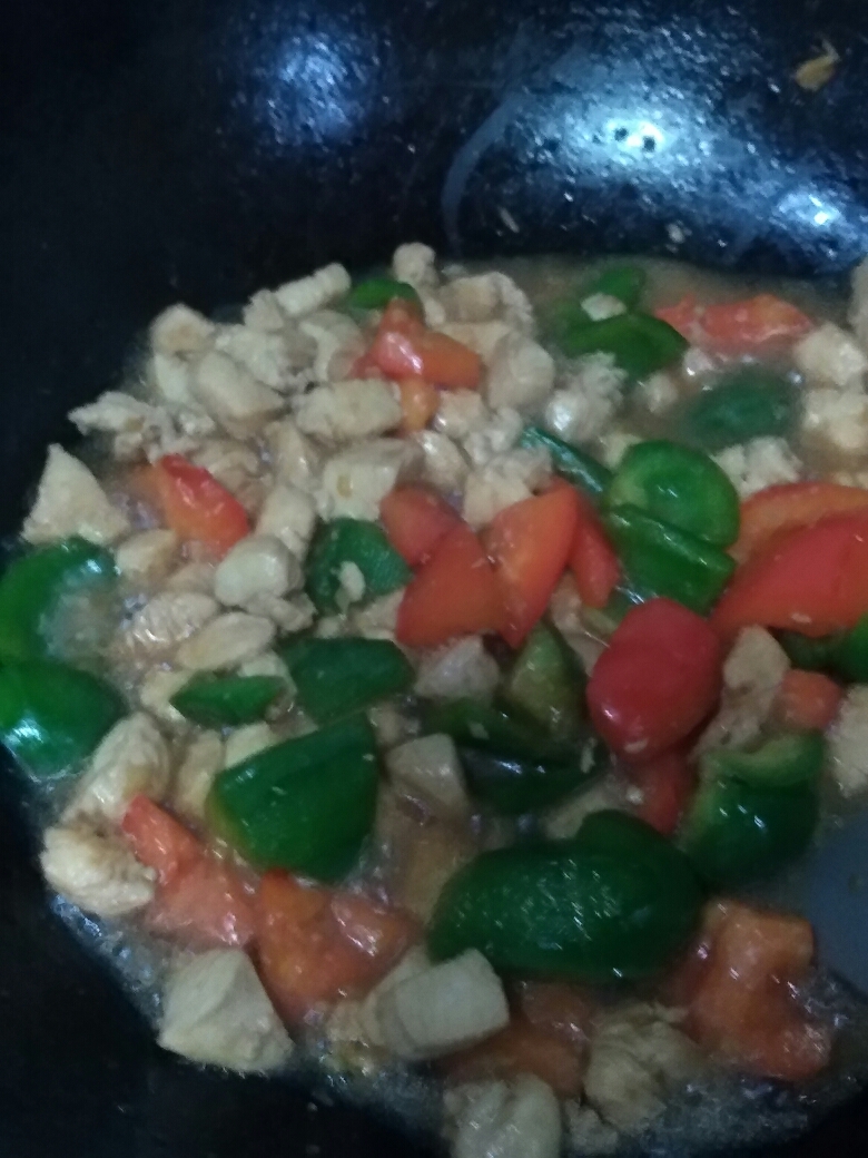 鸡脯肉炒青红椒的做法 步骤10