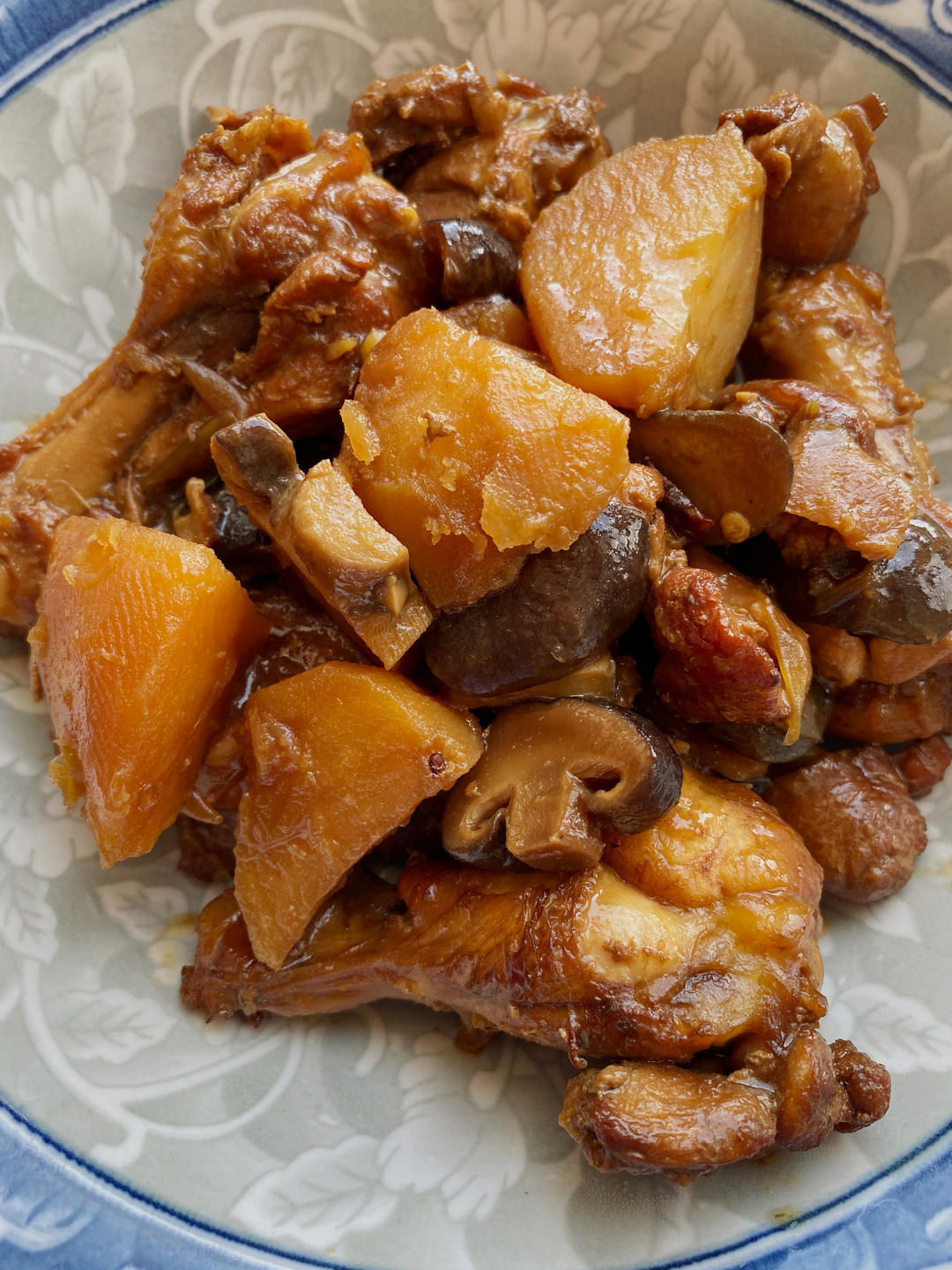 鸡翅根炖土豆