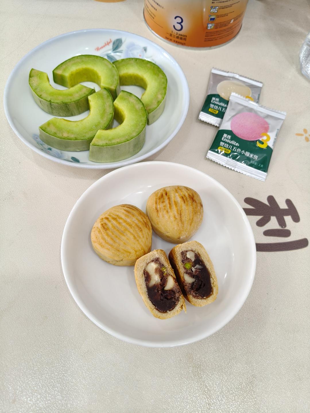 广式莲蓉（豆沙）蛋黄月饼（超详细步骤）