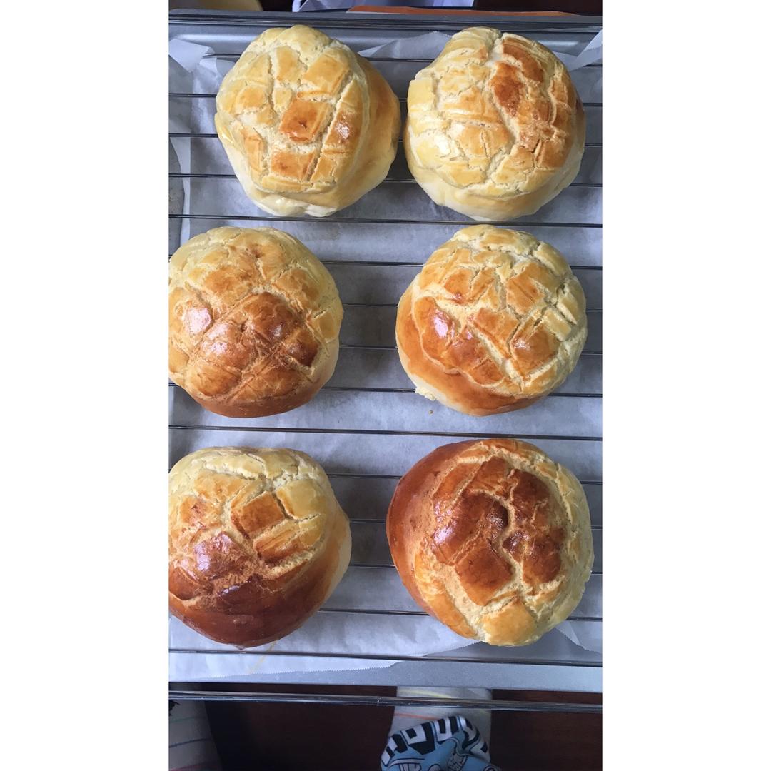 奶油菠萝包 Sweet Pineapple Bread