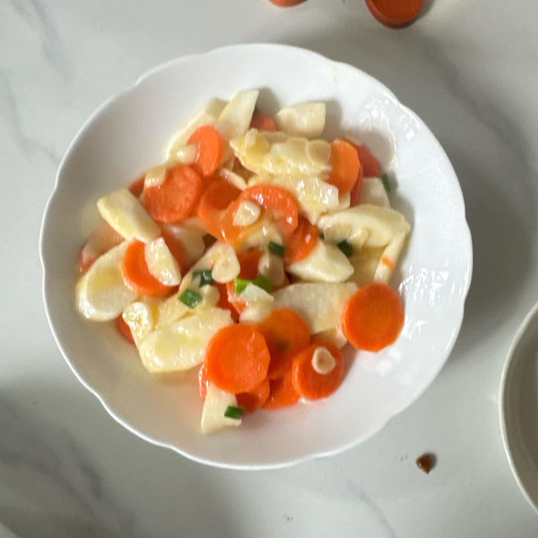 胡萝卜木耳炒山药