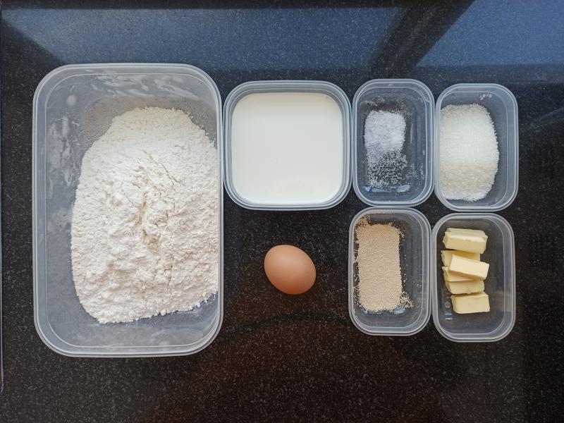 纯奶手撕吐司的做法 步骤1