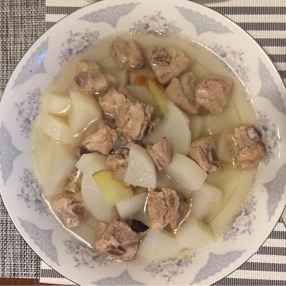 萝卜排骨汤