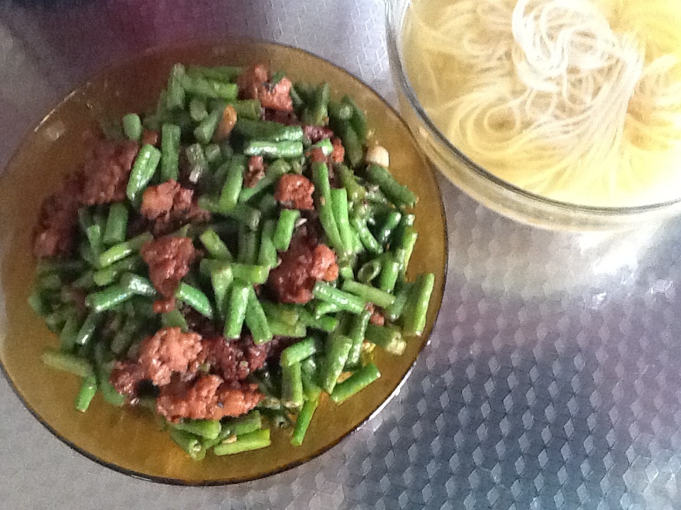 肉沫豆角下饭菜