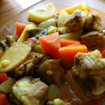 土豆炖排骨
