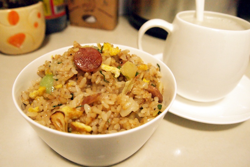 腊肠土豆焖饭