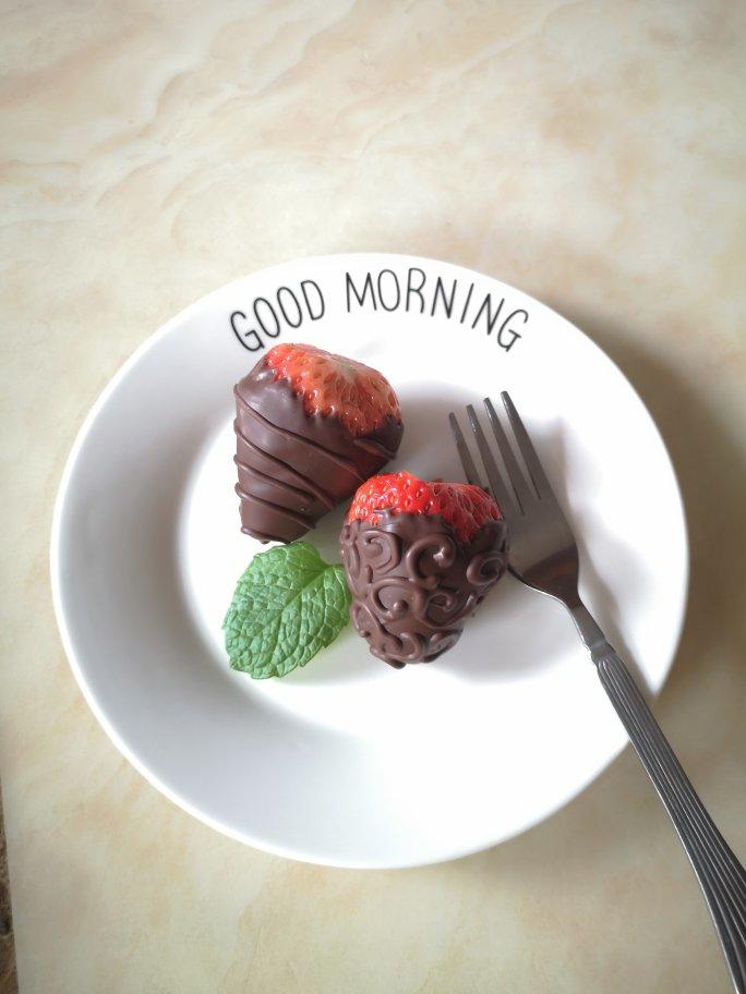 巧克力草莓（详解微波炉版巧克力调温技巧）