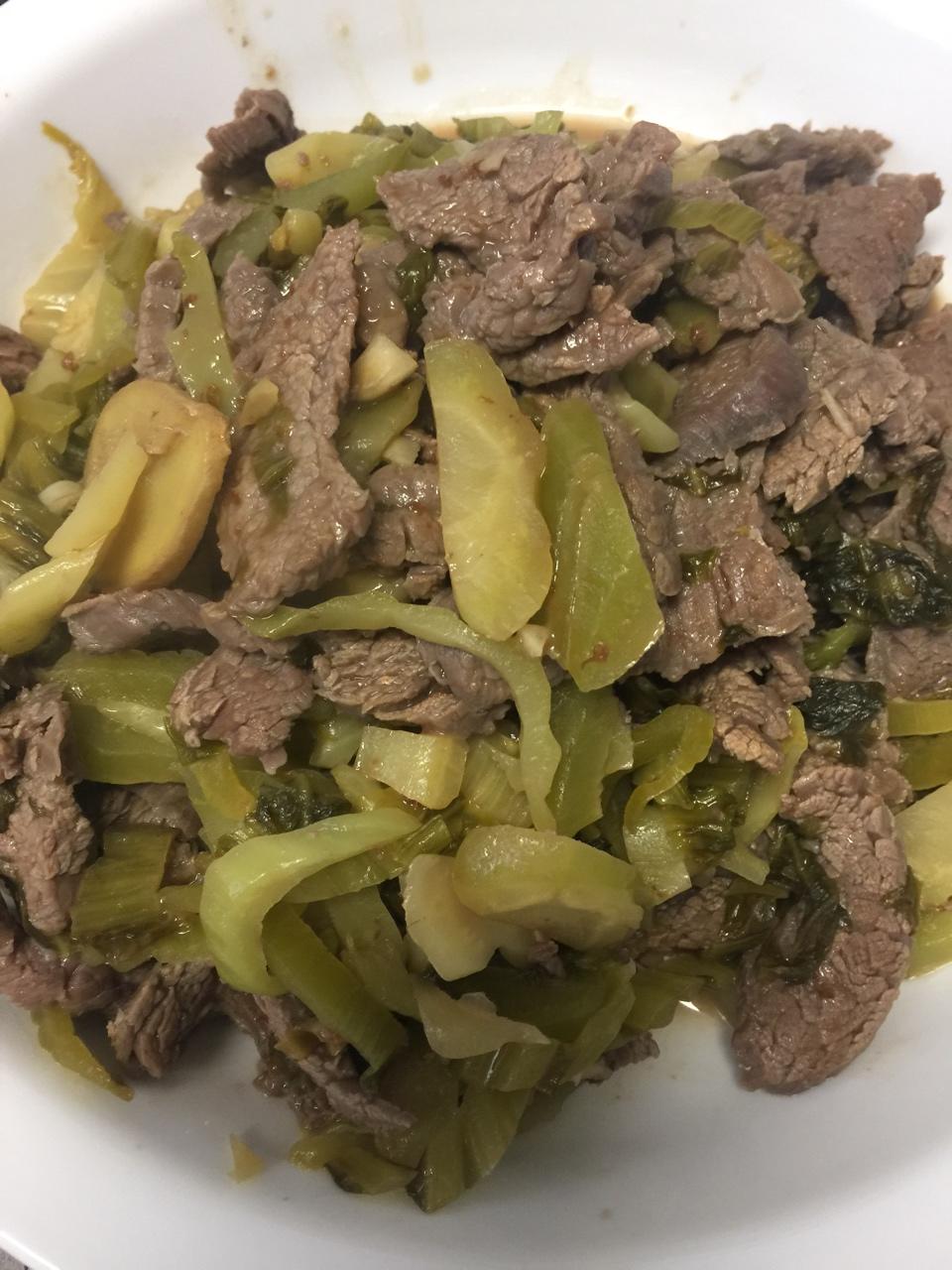 牛肉炒酸菜